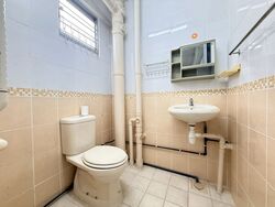 Blk 210 Jurong East Street 21 (Jurong East), HDB 3 Rooms #579763441